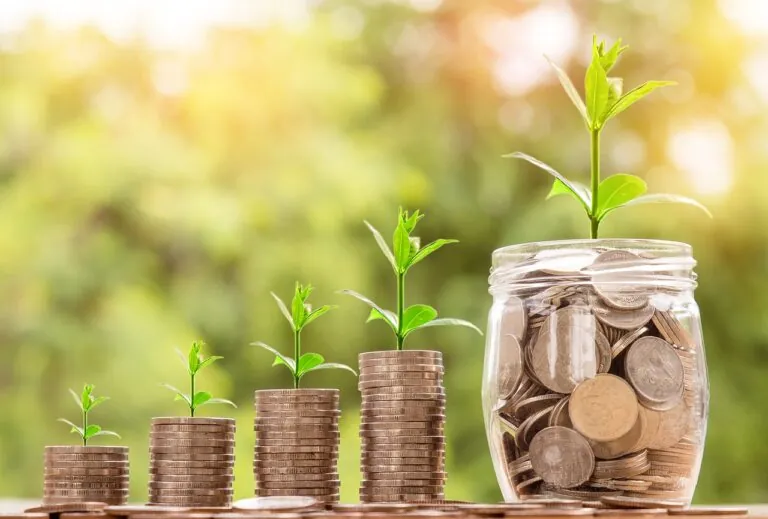 How much does it cost to make a website for a small business